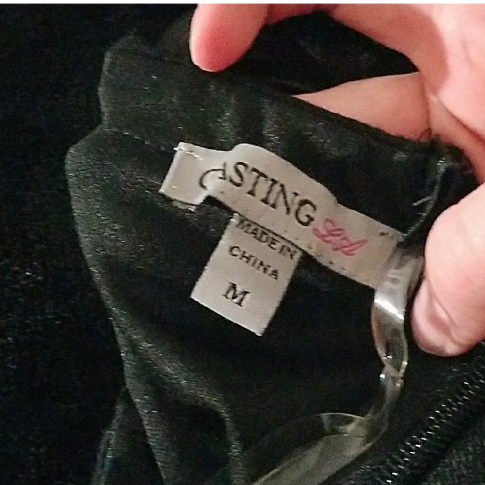 Dress - Picture 4 of 4